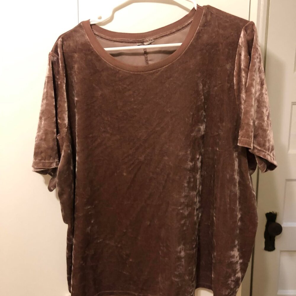 Pink Velvet Short-Sleeve T-Shirt